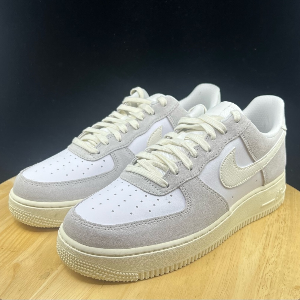Nike Air Force 1 LV8 White Sail Platinum Tint Sneakers CW7584-100 Mens Size 13 - Picture 2 of 9
